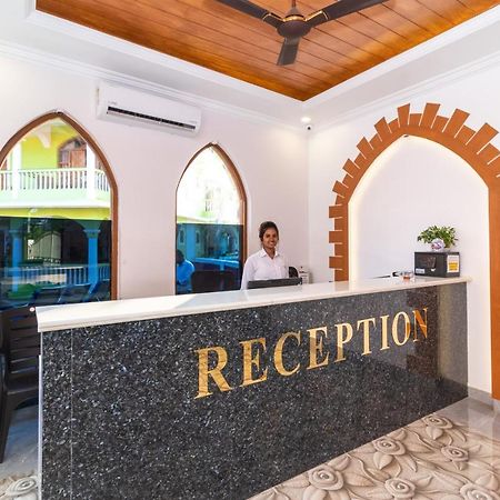 Larios Beach Holidays Resort Бага Экстерьер фото