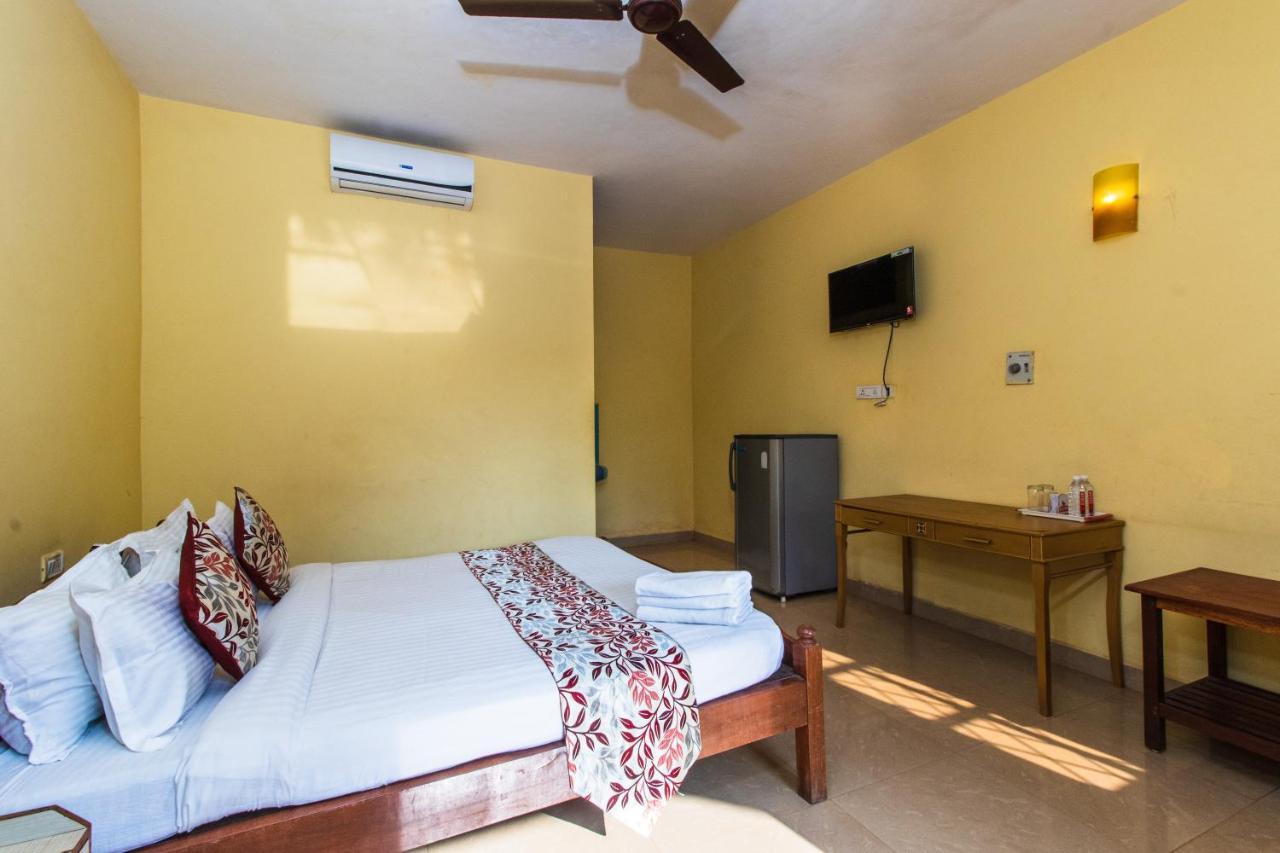 Larios Beach Holidays Resort Бага Экстерьер фото
