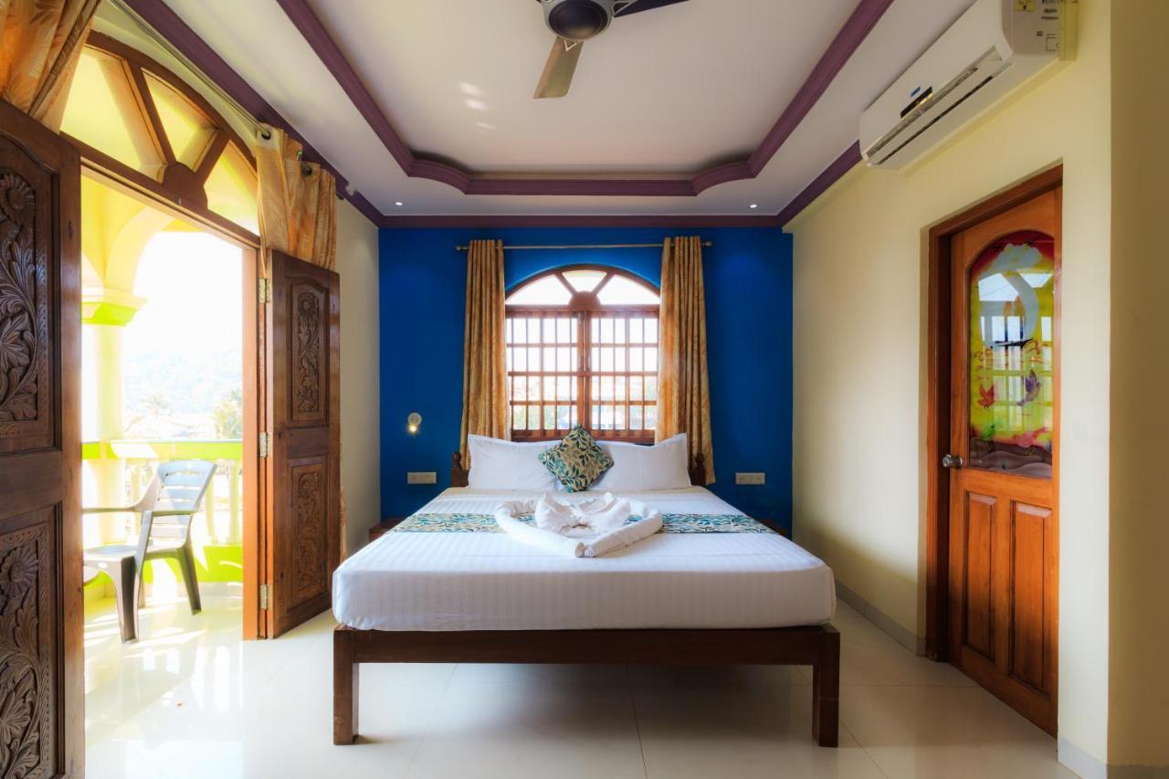 Larios Beach Holidays Resort Бага Экстерьер фото