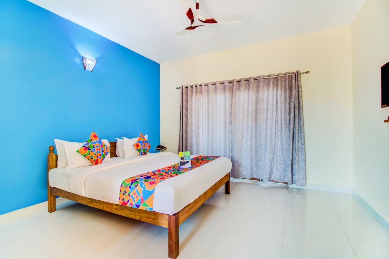 Larios Beach Holidays Resort Бага Экстерьер фото