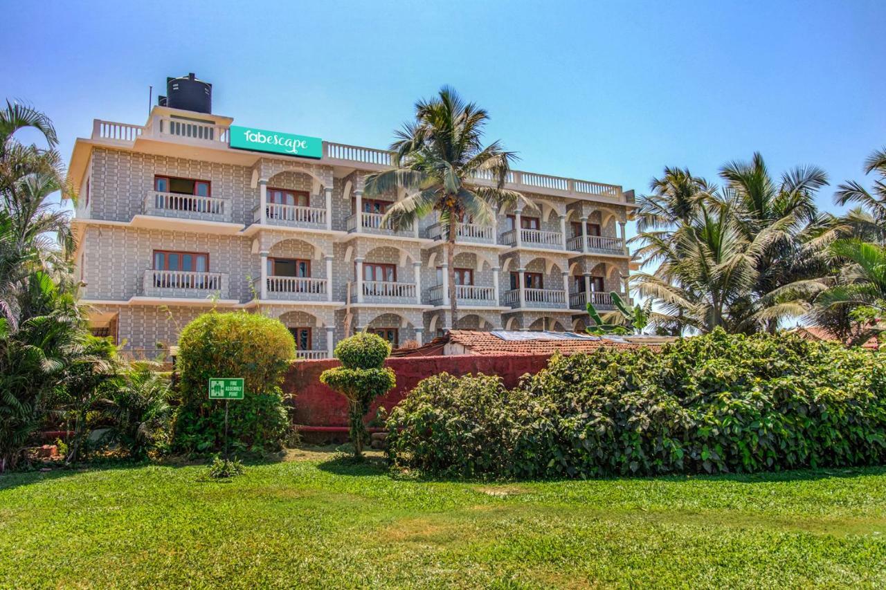 Larios Beach Holidays Resort Бага Экстерьер фото